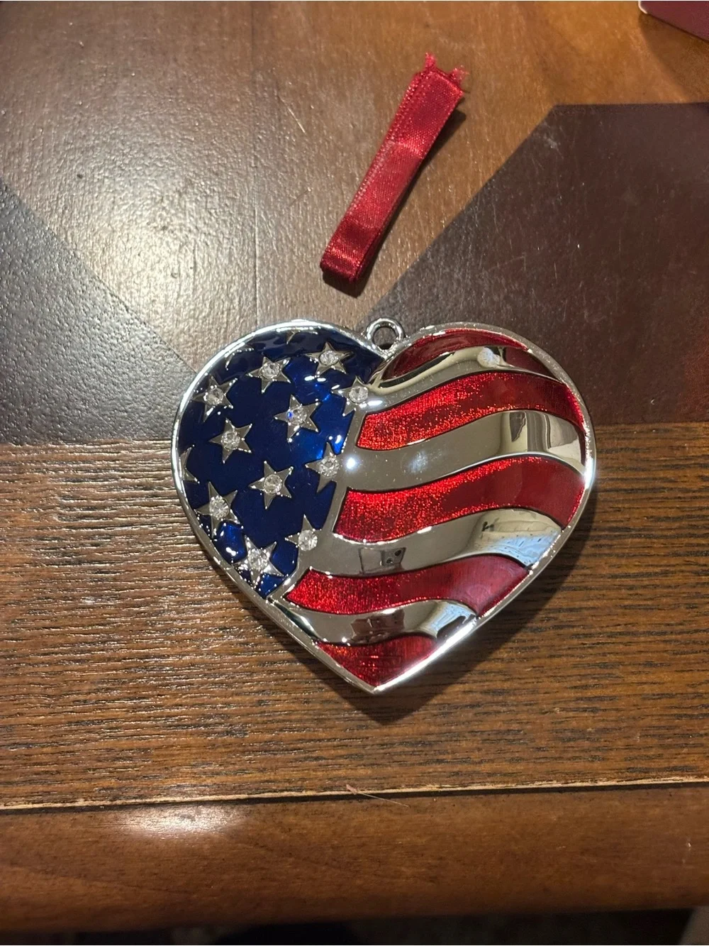 Lenox puffed heart